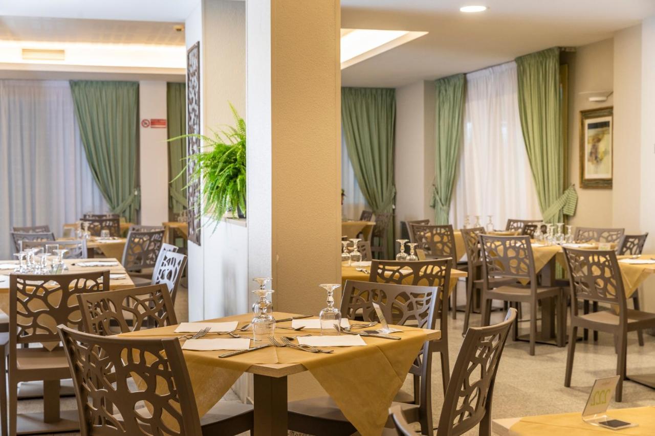 Hotel San Remo&Dèpendance San Remo Martinsicuro Extérieur photo