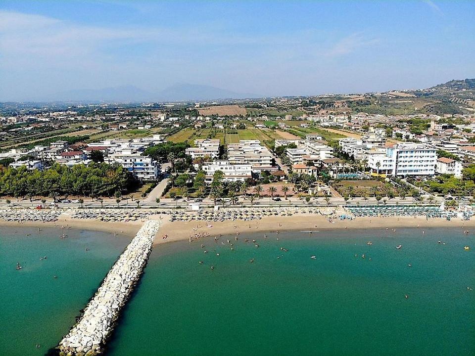 Hotel San Remo&Dèpendance San Remo Martinsicuro Extérieur photo