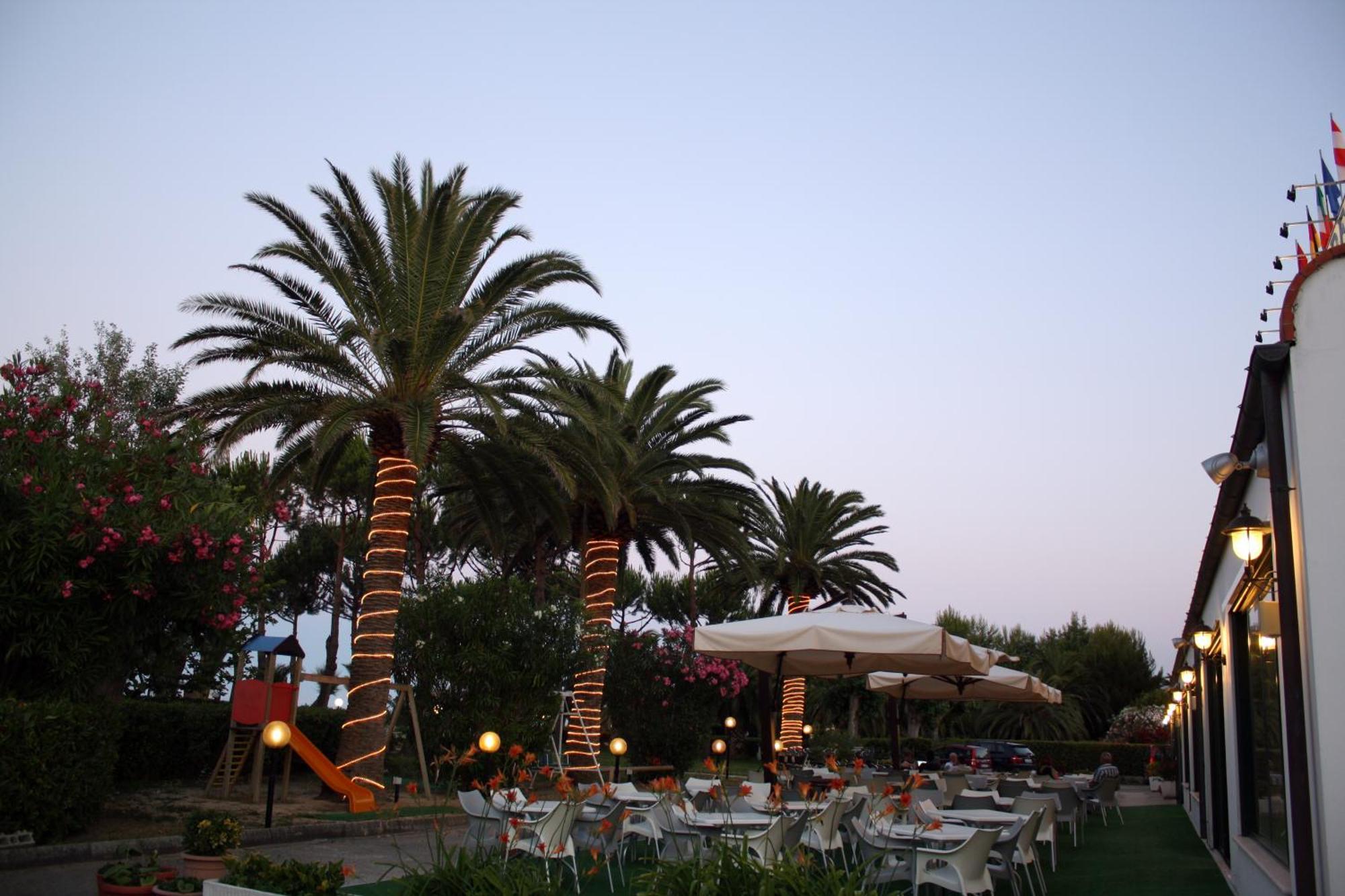Hotel San Remo&Dèpendance San Remo Martinsicuro Extérieur photo