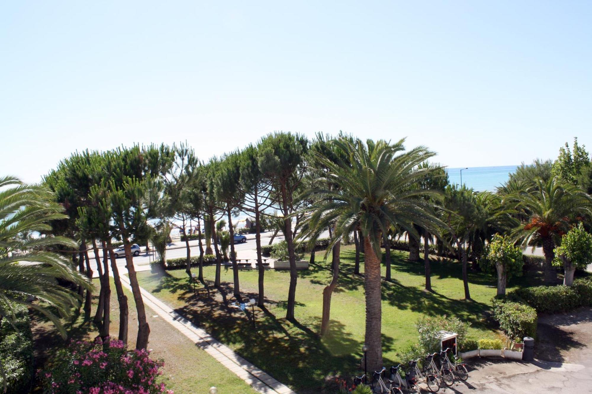 Hotel San Remo&Dèpendance San Remo Martinsicuro Extérieur photo